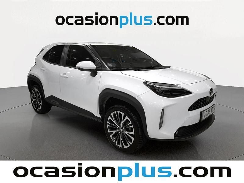Usado Toyota Yaris Cross Style 116 CV (85 kW) 2022 Blanco SUV