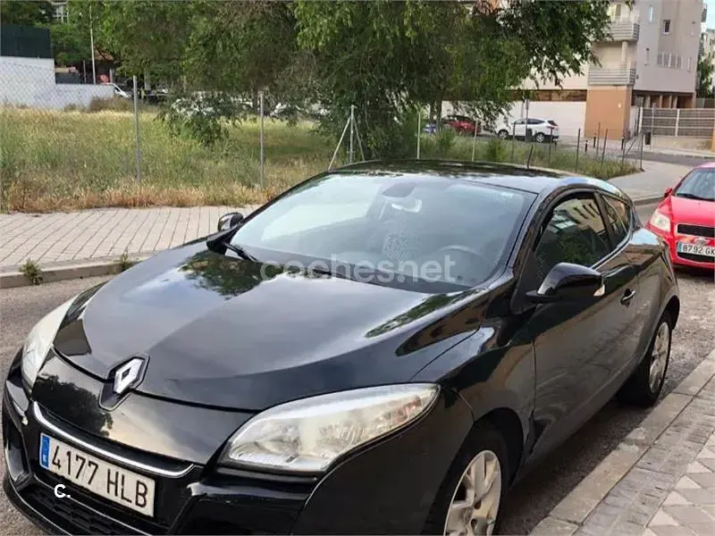 Usado Renault Mégane III 110 CV (80 kW) 2012 Etiqueta c (verde) Berlina