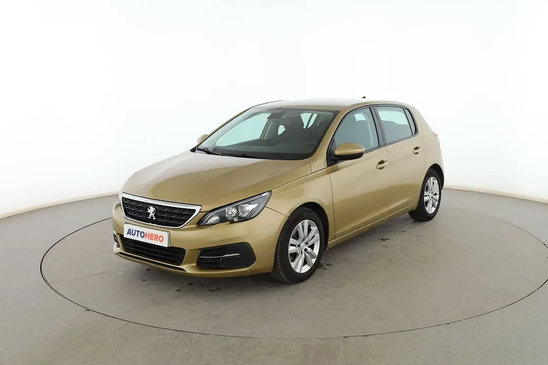 Usado Peugeot 308 Active 100 CV (73 kW) 2018 Berlina