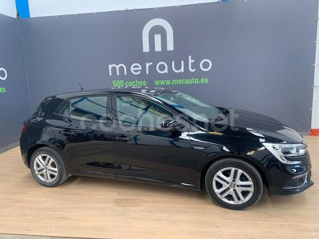 Negro Usado 2018 Renault Mégane IV Life Berlina | 11.000 € (Buen precio) - Imagen 1/4