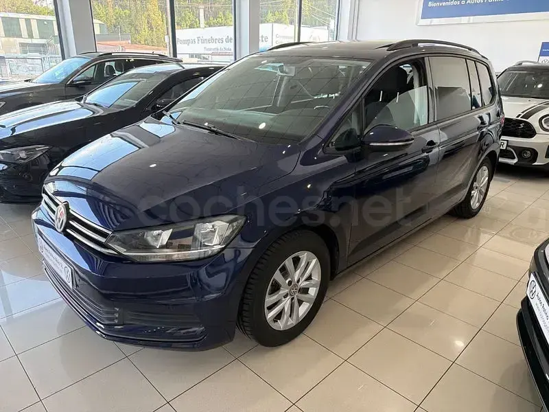 Usado VW Touran Advance 110 CV (80 kW) 2015 Azul Monovolumen
