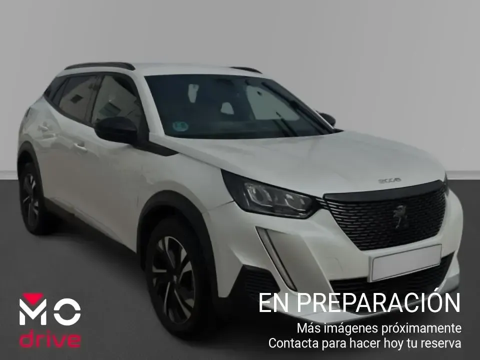 Usado Peugeot 2008 Allure 130 CV (95 kW) 2023 SUV