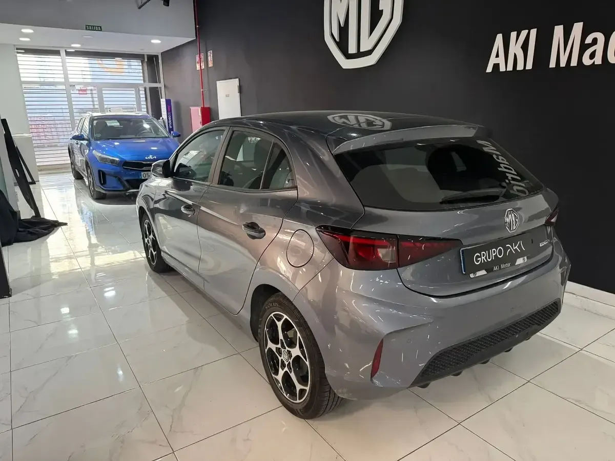 Usado MG MG3 Comfort 116 CV (85 kW) 2025 Gris Utilitario