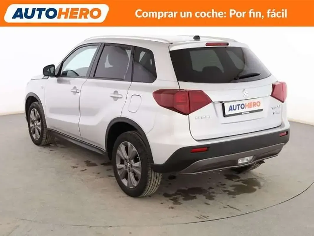 Begagnad Suzuki Vitara GLX 116 HK (85 kW) 2022 Grå SUV
