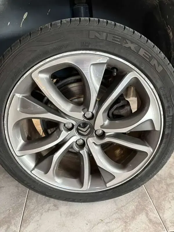 Usado DS Automobiles DS4 200 CV (147 kW) 2014 Azul Utilitario