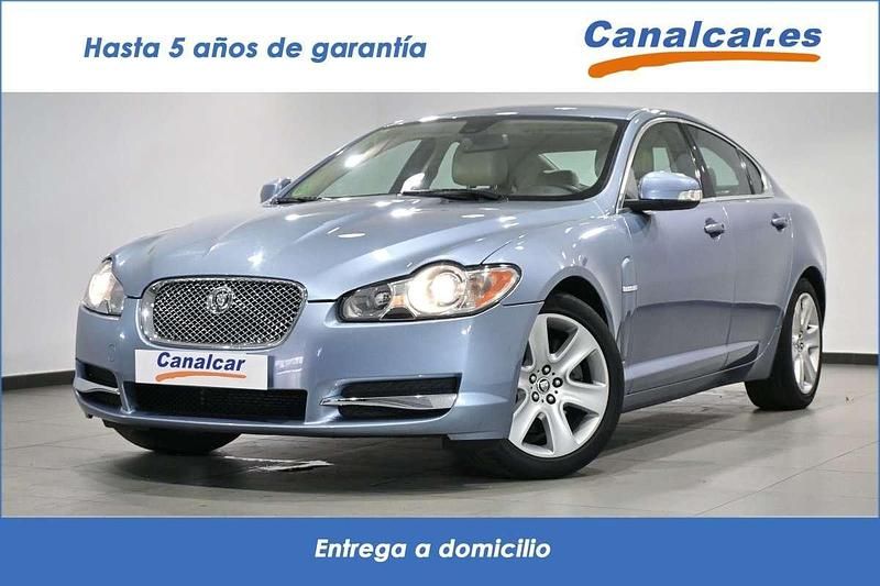 Azul Usado 2008 Jaguar XF Premium Luxury Berlina | 8731 € - Imagen 1/4