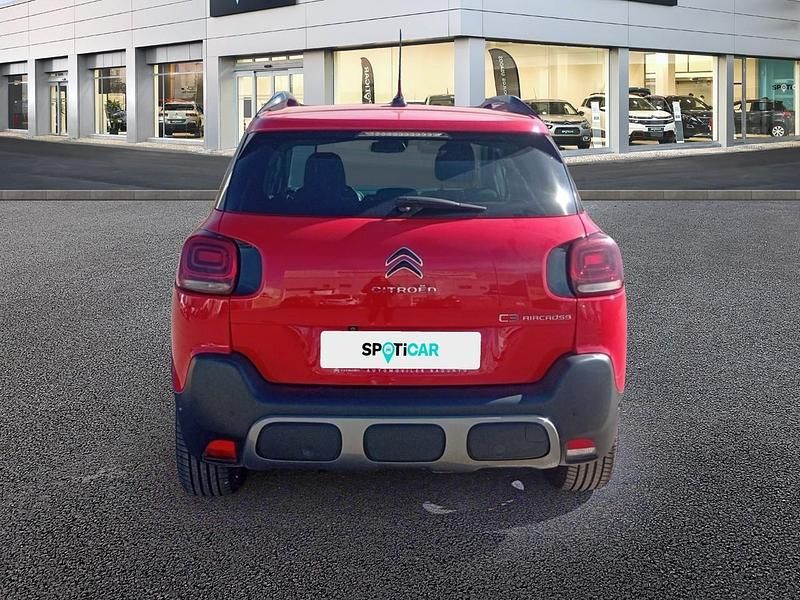 Usado Citroën C3 Aircross Shine 121 CV (88 kW) 2018 Rojo SUV