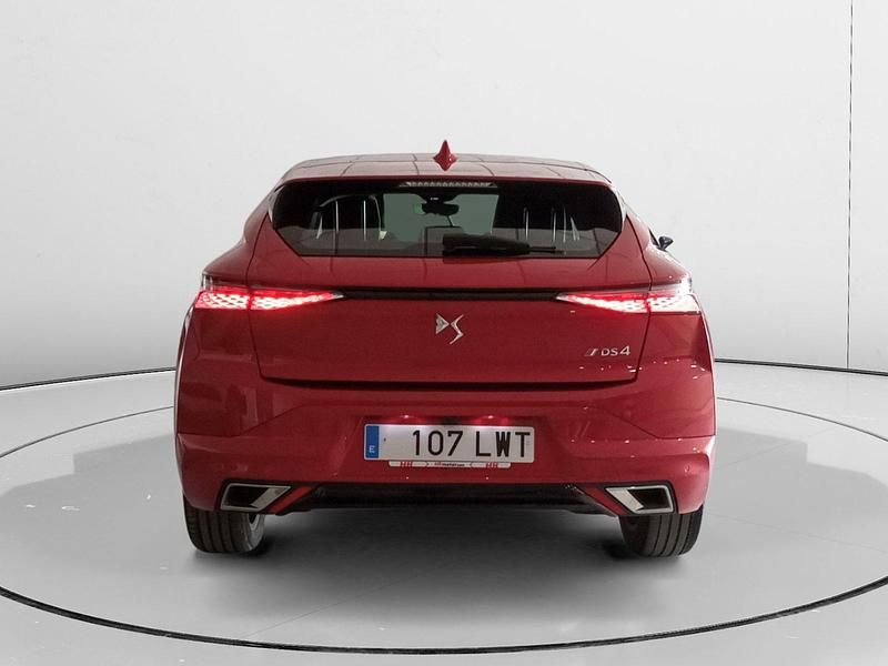 Usado DS Automobiles DS4 Performance 132 CV (97 kW) 2022 Rojo Utilitario