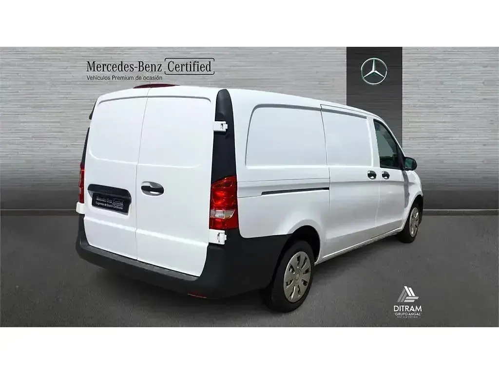 Usado Mercedes Vito 114 CV (83 kW) 2018 Blanco Van