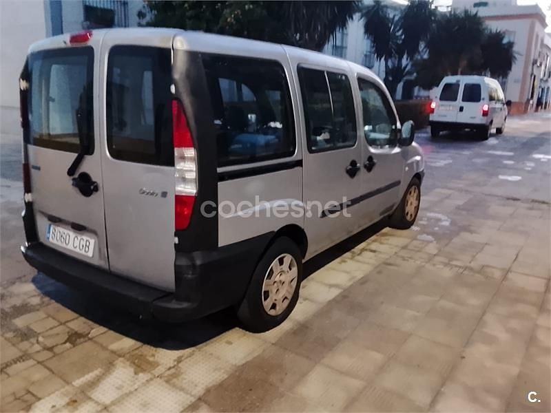 Gris / plata Usado 2009 Fiat Doblò Family Monovolumen | 2499 € - Imagen 1/4