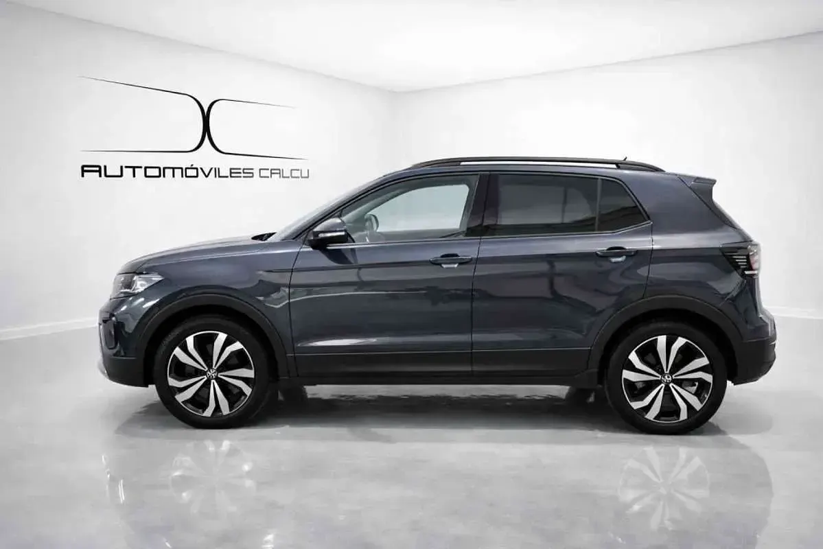Usado VW T-Cross 116 CV (85 kW) 2025 Gris SUV