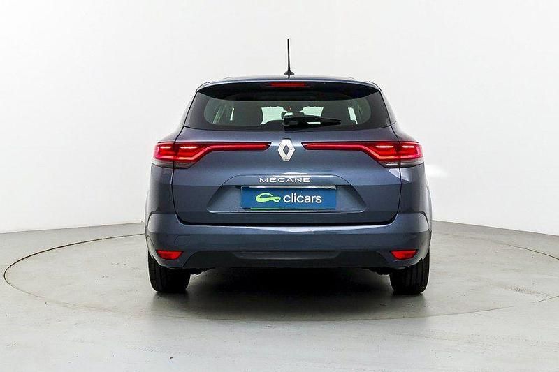 Usado Renault Mégane GrandTour Equilibre 115 CV (84 kW) 2022 Gris / plata Familiar