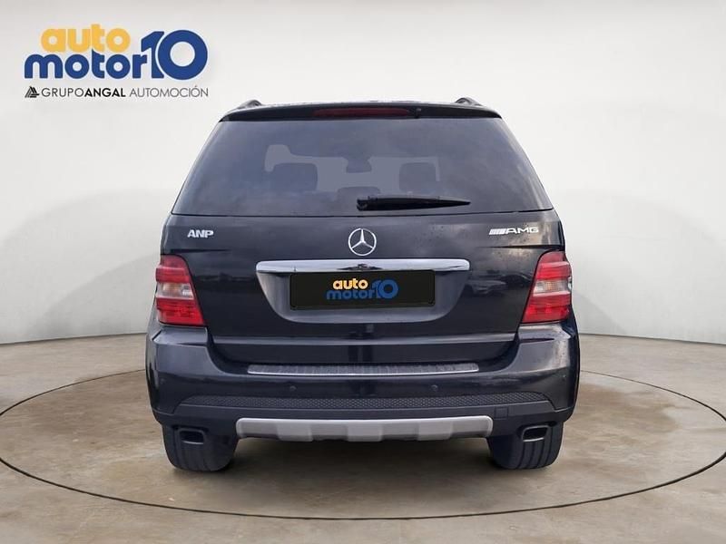 Usado Mercedes ML280 190 CV (139 kW) 2007 Negro SUV