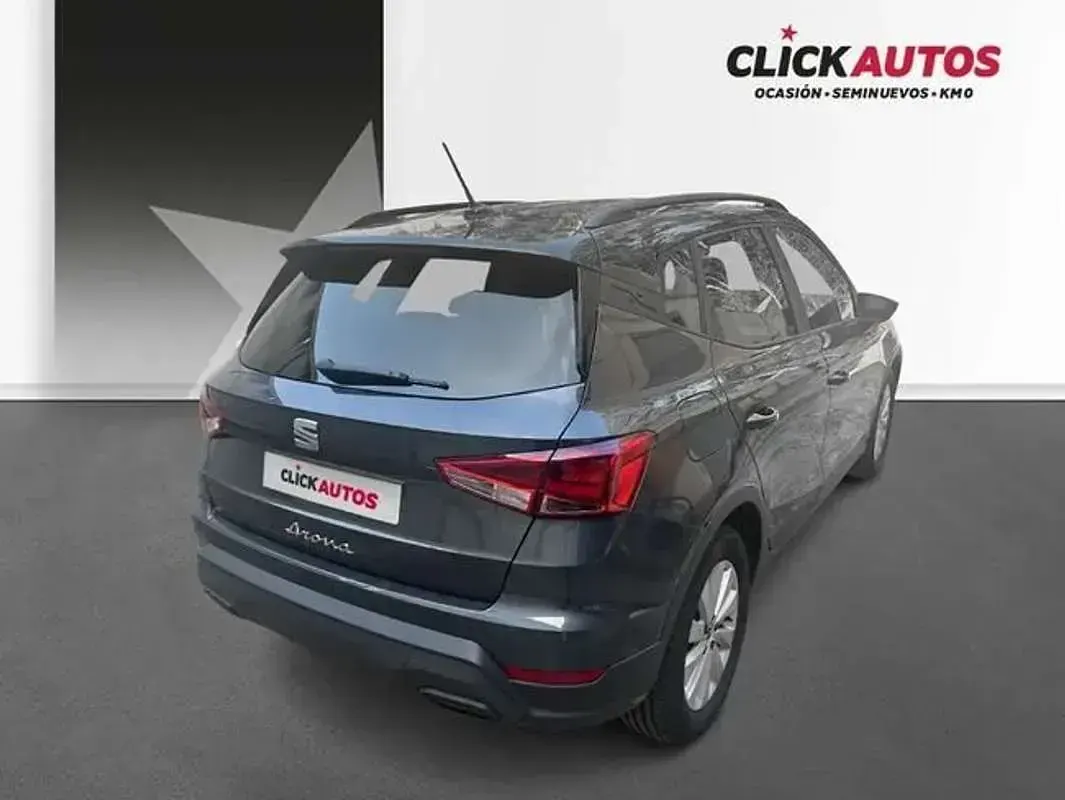 Usado Seat Arona Style 95 CV (69 kW) 2025 Gris SUV