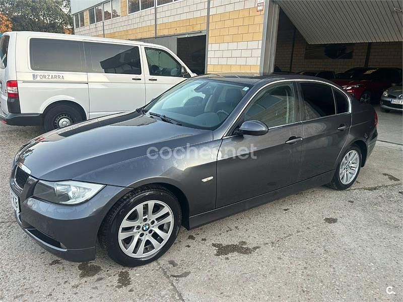 Usado BMW 318 143 CV (105 kW) 2006 Negro Berlina