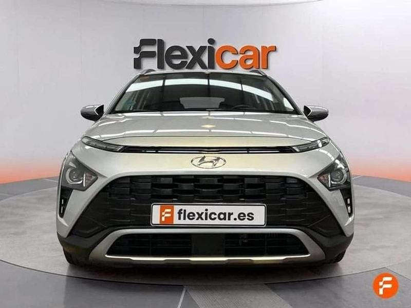 Usado Hyundai Bayon 101 CV (74 kW) 2021 Gris SUV
