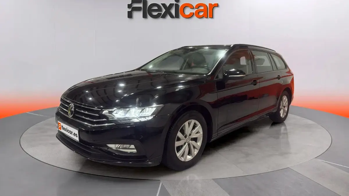 Usado VW Passat Business 120 CV (88 kW) 2020 Gris Familiar