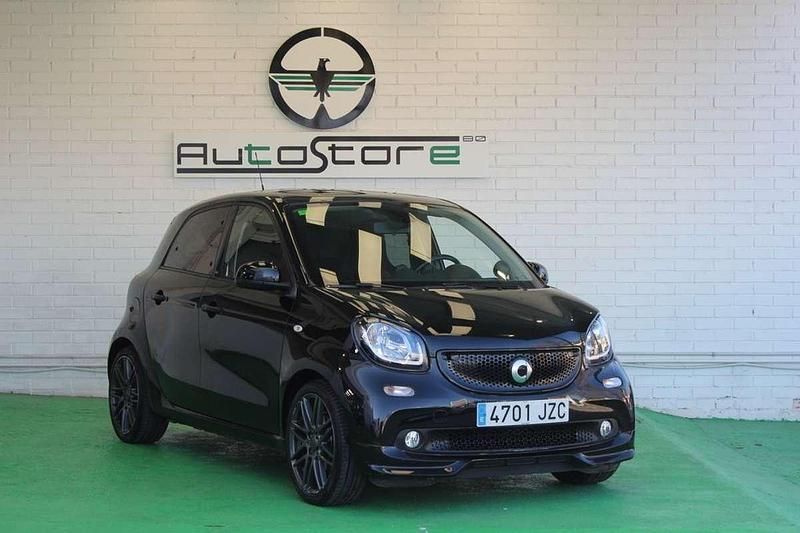 Usado Smart ForFour Passion 90 CV (66 kW) 2017 Negro Utilitario