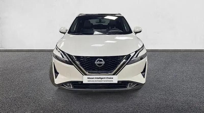 Usado Nissan Qashqai Tekna 140 CV (102 kW) 2024 Lunar white (perlada) SUV