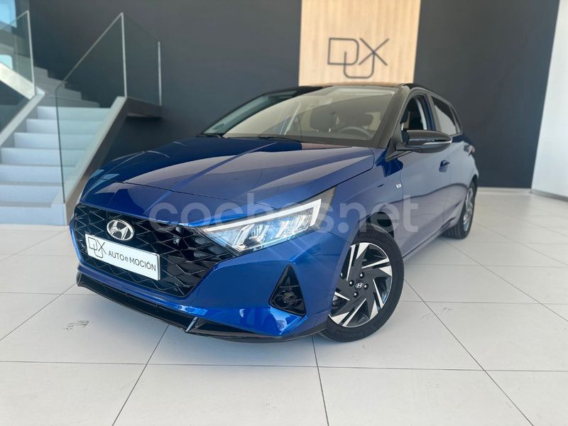 Azul Usado 2021 Hyundai i20 Berlina | 18.990 € (Un poco caro) - Imagen 1/4