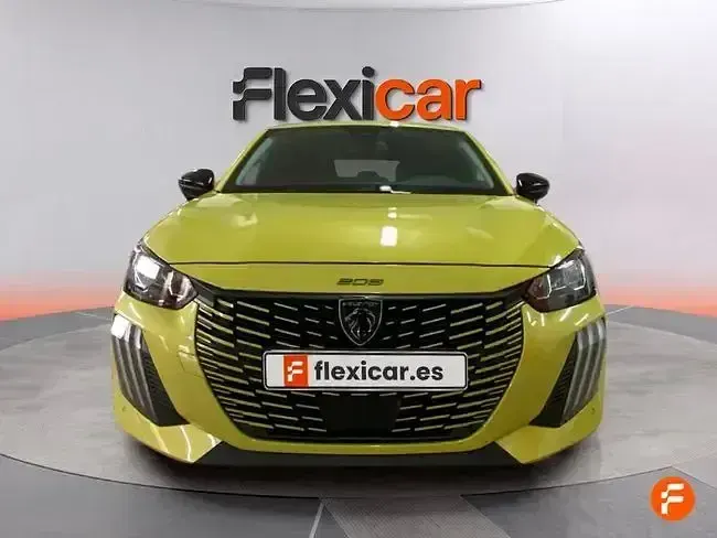 Usado Peugeot 208 Allure 100 CV (73 kW) 2025 Verde Utilitario