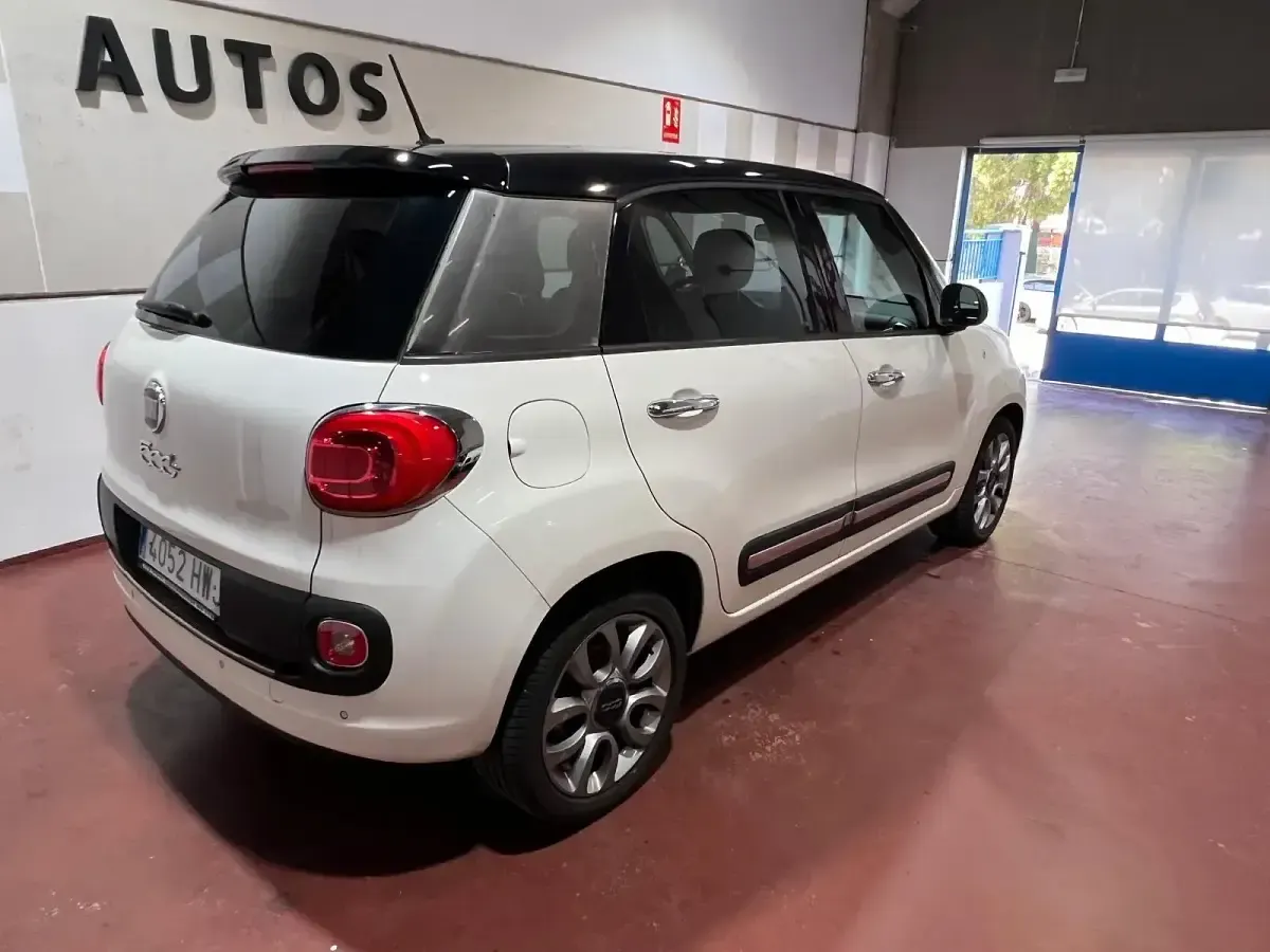 Usado Fiat 500L S 105 CV (77 kW) 2014 Blanco Monovolumen