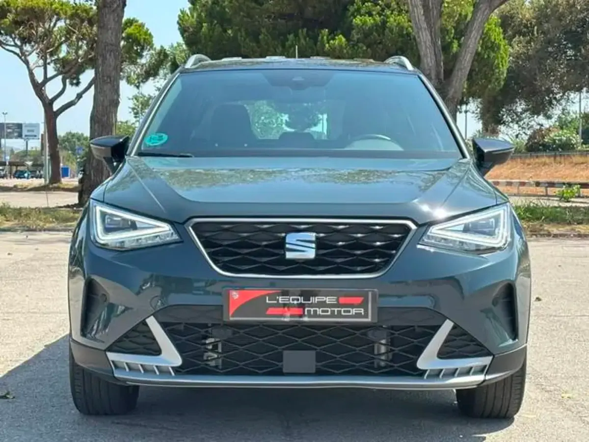 Usado Seat Arona FR 115 CV (84 kW) 2025 Verde SUV