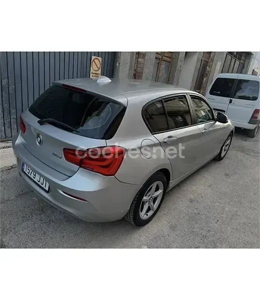 Usado BMW 116 Comfort Edition 116 CV (85 kW) 2015 Gris / plata Utilitario