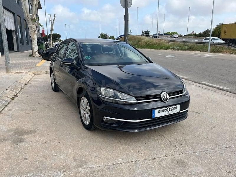 Usado VW Golf VII Advance 115 CV (84 kW) 2018 Negro Berlina