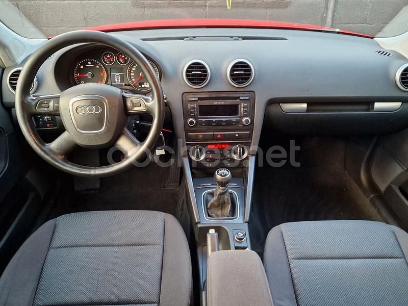Usado Audi A3 Attraction 105 CV (77 kW) 2008 Rojo Berlina