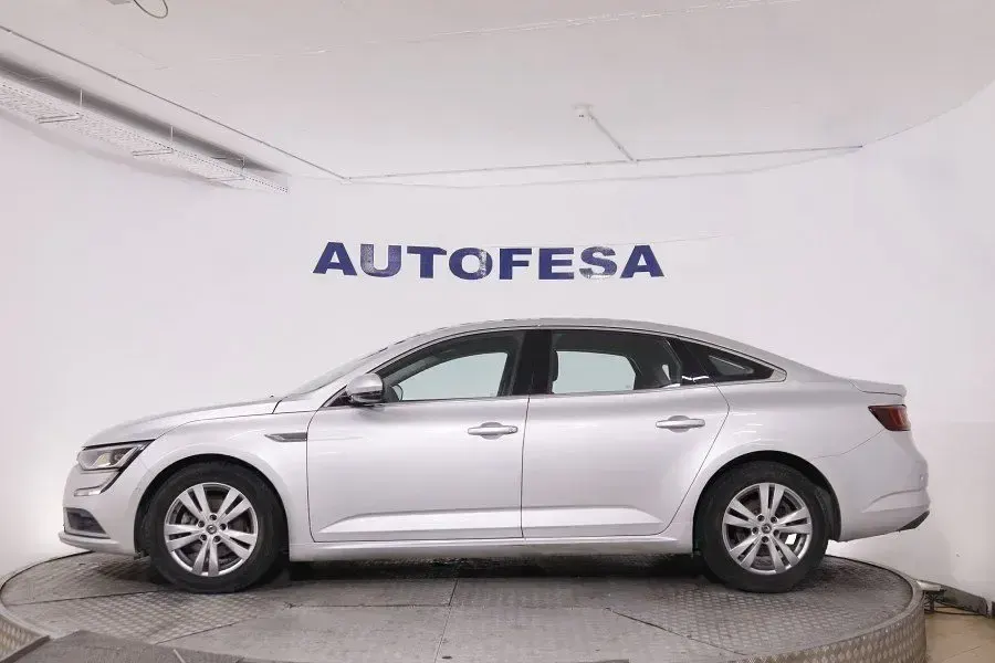 Usado Renault Talisman Business 130 CV (95 kW) 2017 Plata Berlina