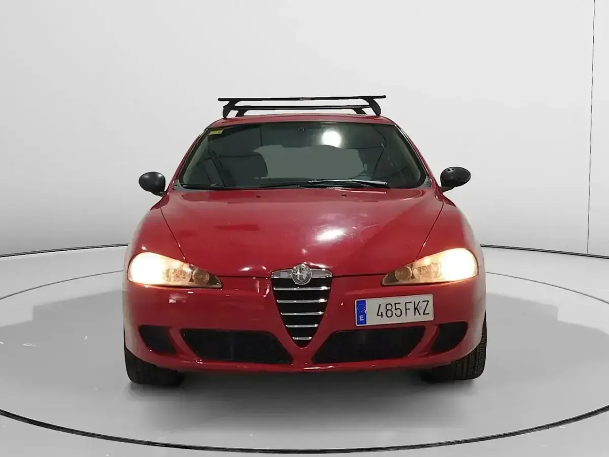 Usado Alfa Romeo 147 120 CV (88 kW) 2007 Rojo Utilitario
