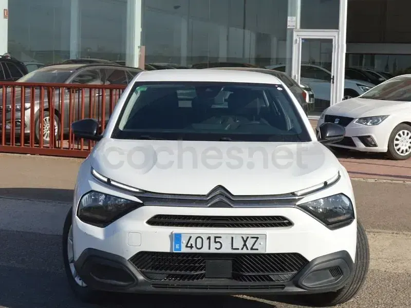 Usado Citroën C4 Live 110 CV (80 kW) 2022 Blanco Berlina