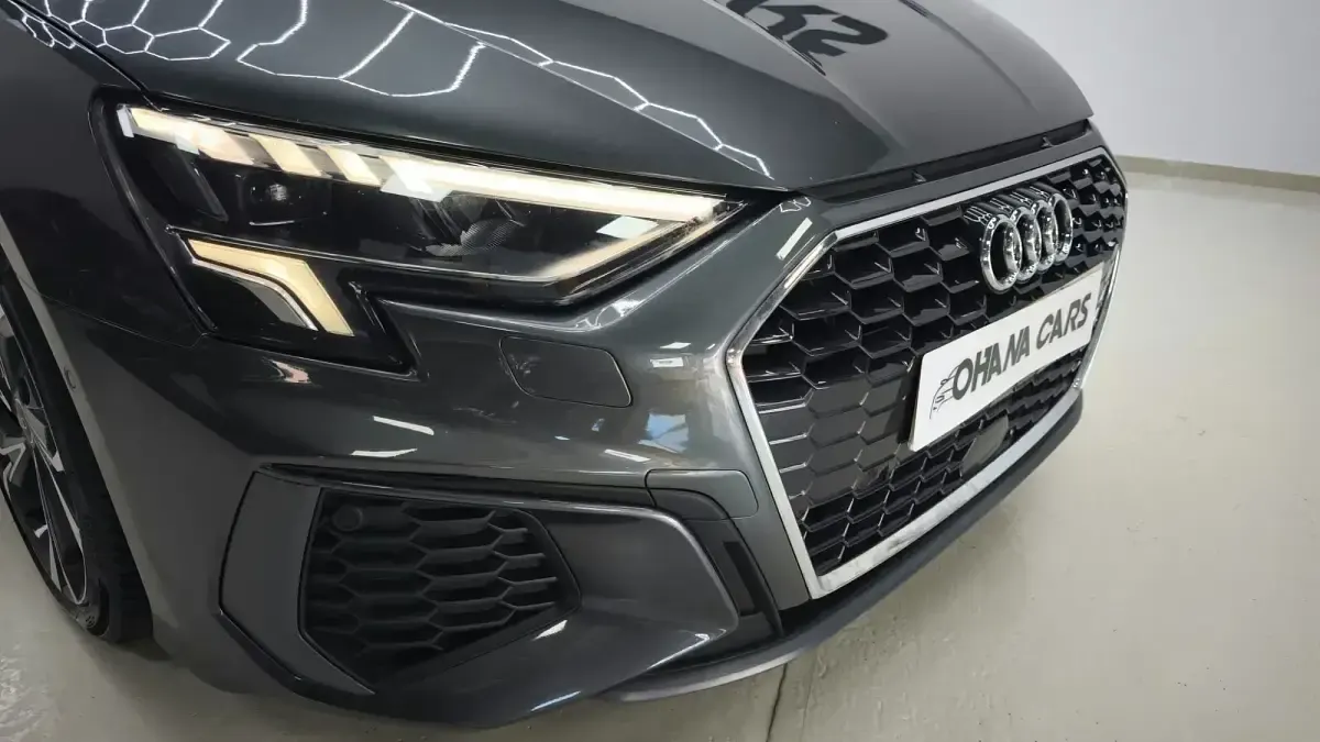 Usado Audi A3 Sportback S-Line 204 CV (150 kW) 2022 Gris Utilitario