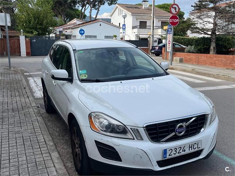 Blanco Usado 2011 Volvo XC60 Momentum SUV | 8799 € (Super precio) - Imagen 1/4