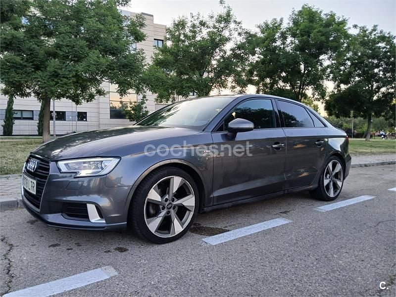 Käytetty Audi A3 S-Line 150 HP (110 kW) 2018 Harmaa Sedan
