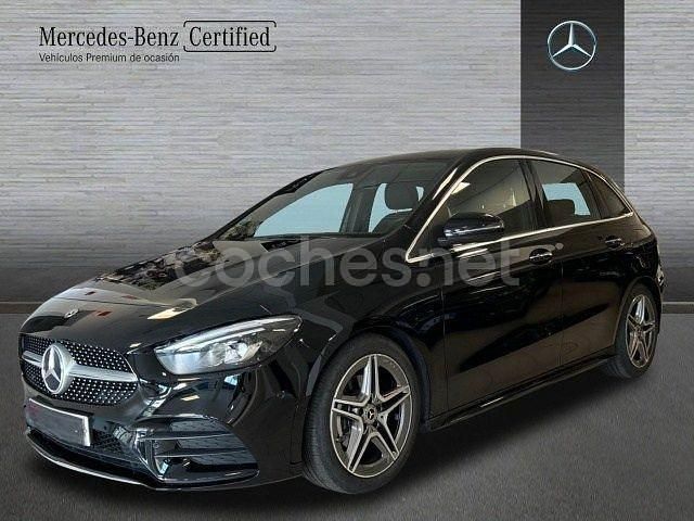 Negro Usado 2022 Mercedes B180 AMG line Monovolumen | 32.800 € (Caro) - Imagen 1/4