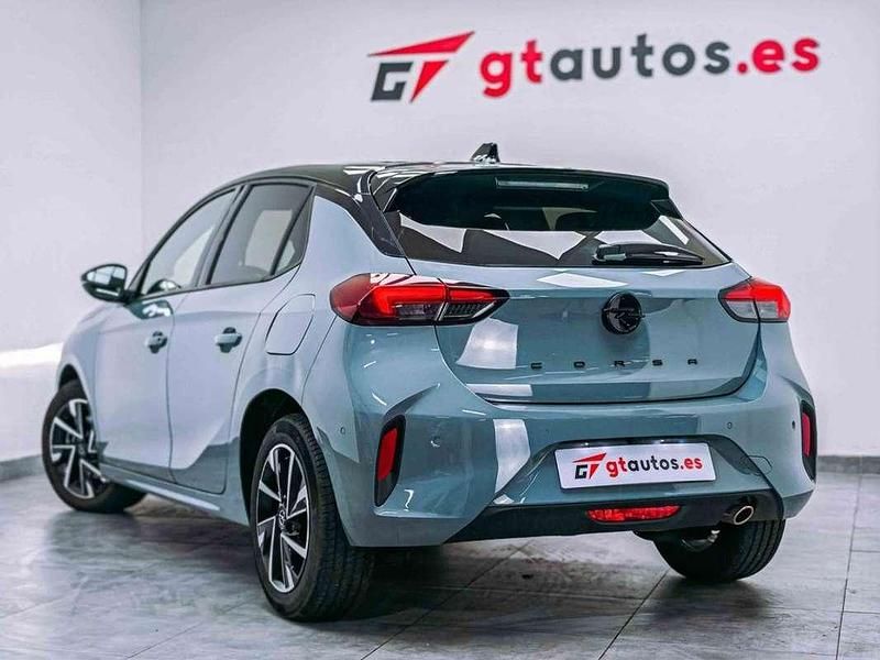 Gris Usado 2024 Opel Corsa GS Line Utilitario | 14.150 € (Precio justo) - Imagen 1/4