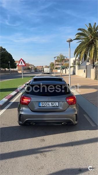 Usado Mercedes A200 AMG line 136 CV (100 kW) 2013 Gris / plata Berlina