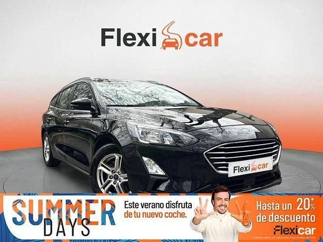 Usado Ford Focus Trend 125 CV (91 kW) 2020 Negro Familiar