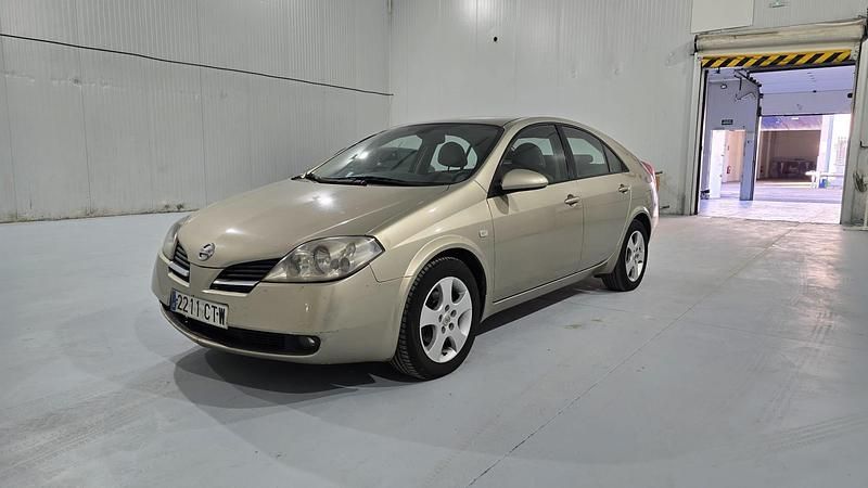 Usado Nissan Primera Acenta 120 CV (88 kW) 2004 Beige Berlina