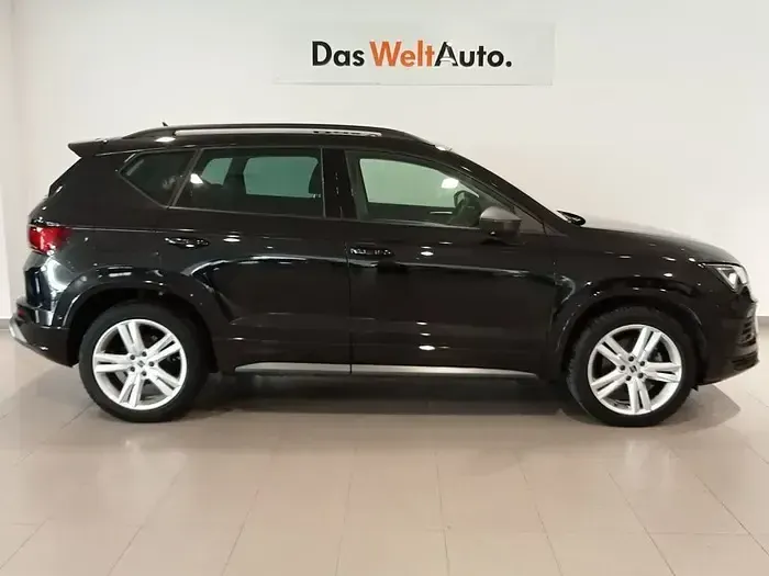 Usado Seat Ateca FR 150 CV (110 kW) 2025 Negro SUV