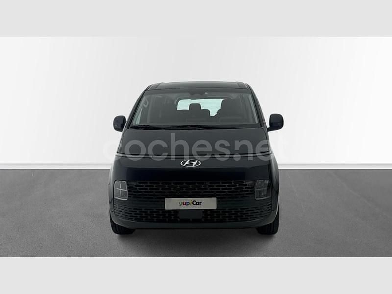 Usado Hyundai Staria 177 CV (130 kW) 2023 Gris Monovolumen