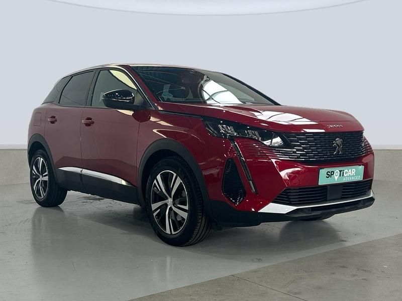 Usado Peugeot 3008 Allure 131 CV (96 kW) 2023 Rojo SUV