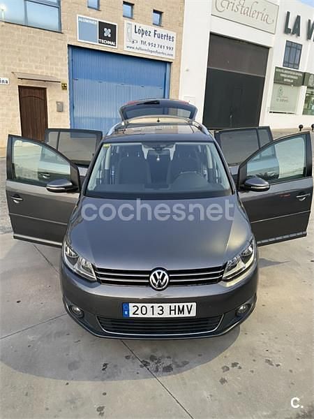 Marrón Usado 2012 VW Touran Advance Monovolumen | 7500 € (Precio justo) - Imagen 1/4