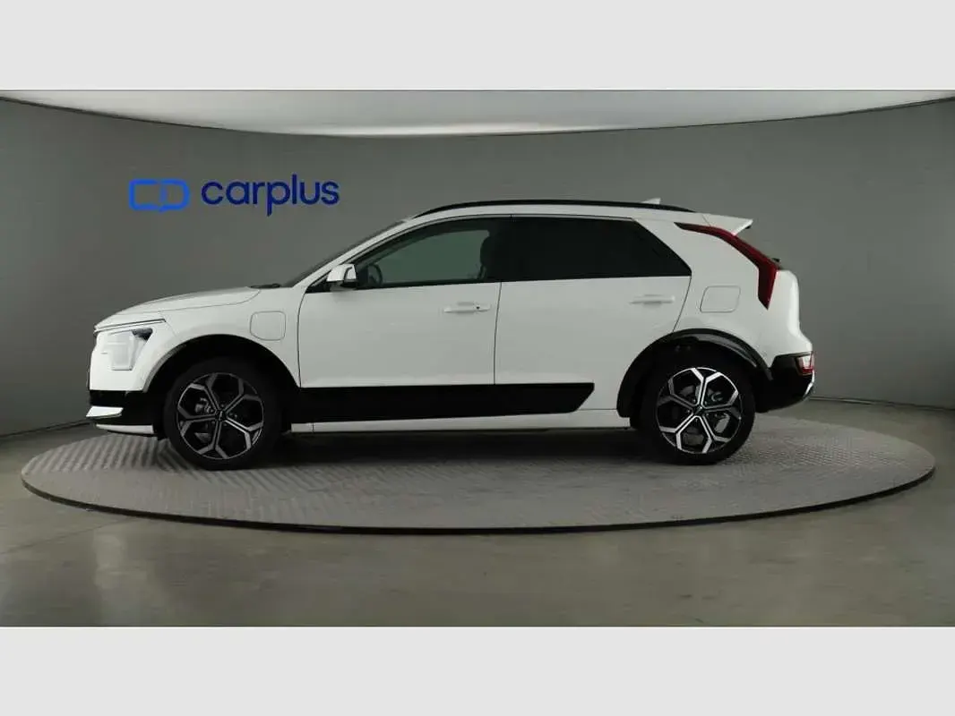 Usado Kia Niro 184 CV (135 kW) 2023 Blanco SUV