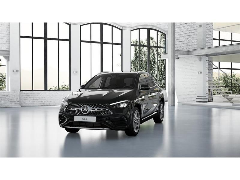 Usado Mercedes GLA200 150 CV (110 kW) 2025 Negro noche SUV
