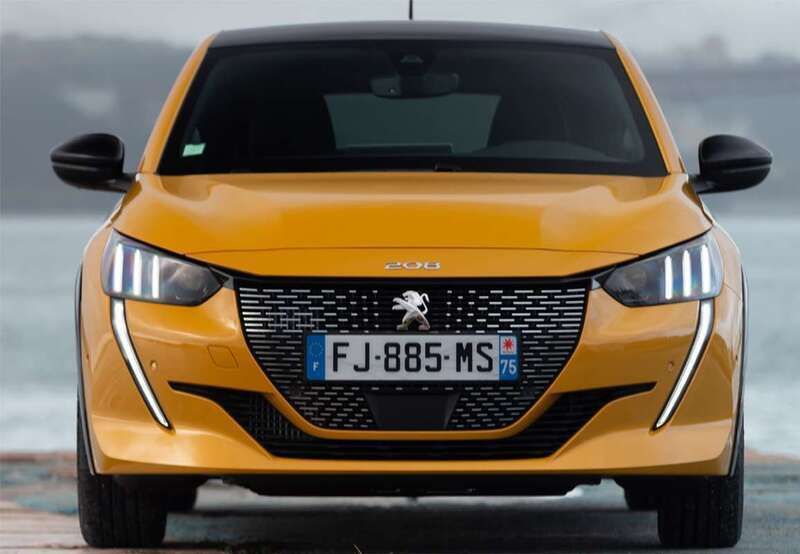 Amarillo Usado 2020 Peugeot 208 GT-line Utilitario | 16.999 € (Caro) - Imagen 1/4