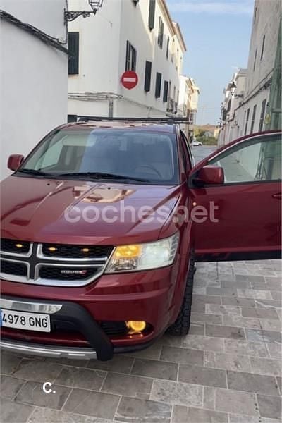 Usado Dodge Journey SXT 140 CV (102 kW) 2009 Rojo SUV