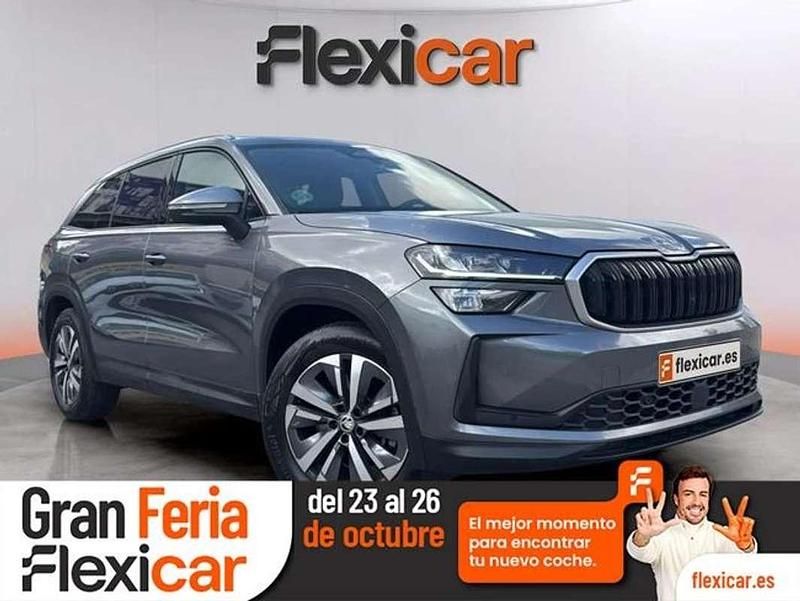 Gris Usado 2024 Skoda Kodiaq Selection SUV | 31.490 € (Buen precio) - Imagen 1/4